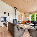 בית נופש Amazing In With 3 Bedrooms And Internet אבלטופט