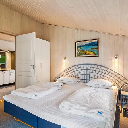 Amazing In With 3 Bedrooms And Internet בית נופש *